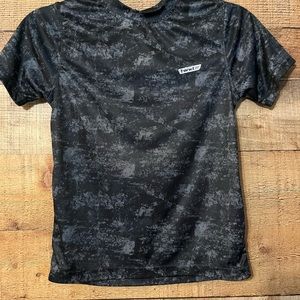 Boys Hind shirt in great condition.